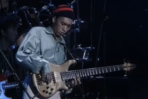 Beyond《冷雨夜》贝斯solo GPT曲谱-0mac